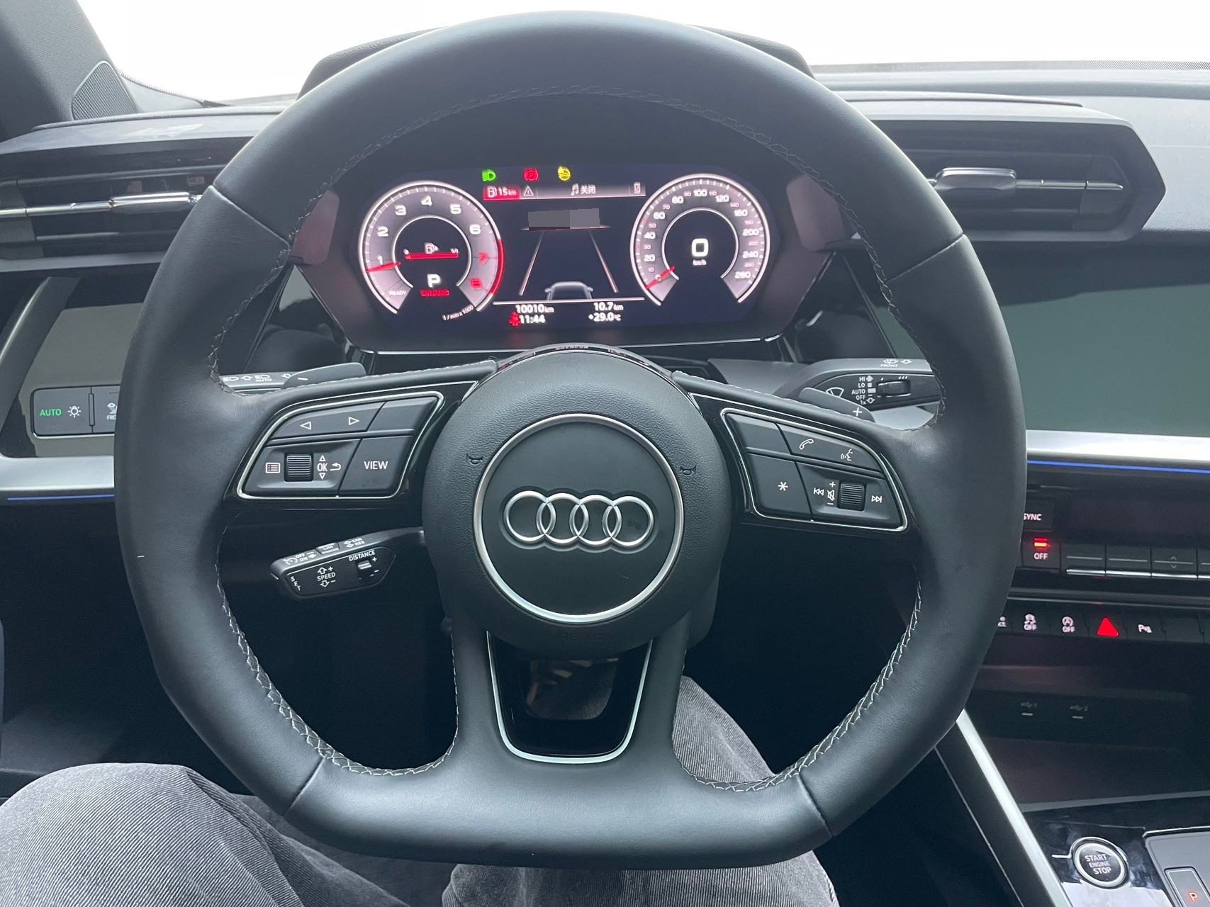 2023 car image #4