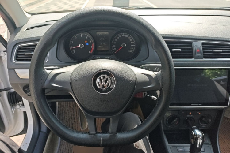 Volkswagen Lavida 2018 #11 Volkswagen Lavida 2018 car image #11