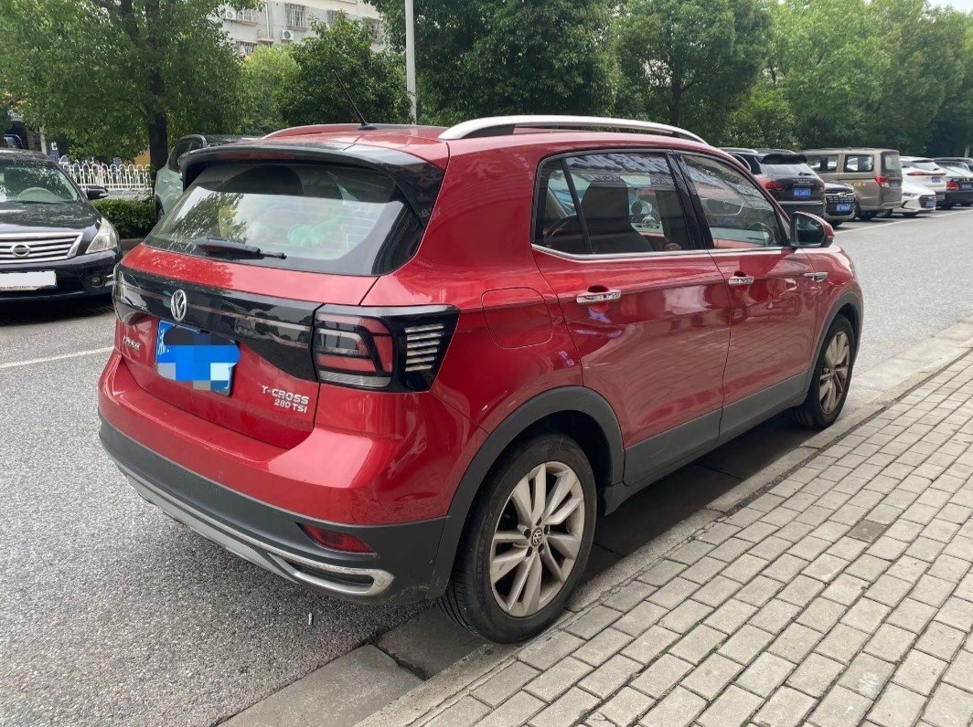Volkswagen T-Cross 2022 car image #3