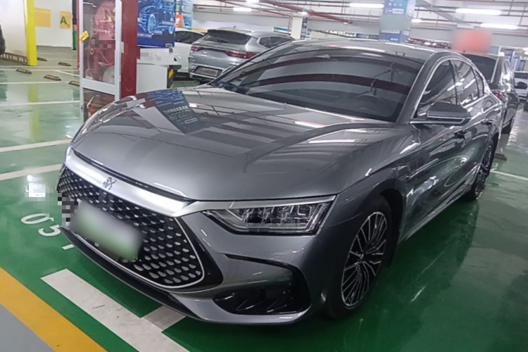 BYD Han 2023 car image #2