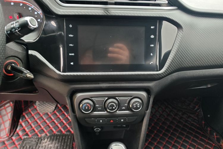 Chery Tiggo 3x 2018 #13 Chery Tiggo 3x 2018 car image #13