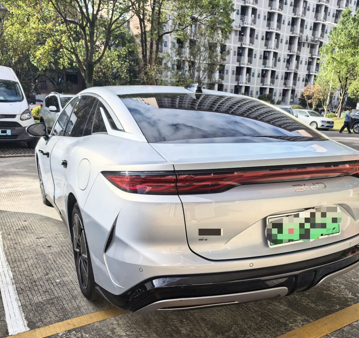 BYD HanL 2025 #4 BYD HanL 2025 immagine di auto #4