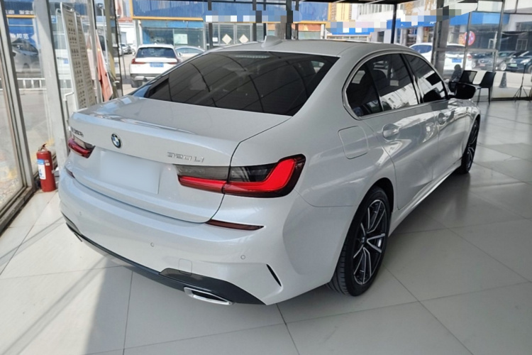 BMW 3 Series 2021 #7 BMW 3 Series 2021 car image #7