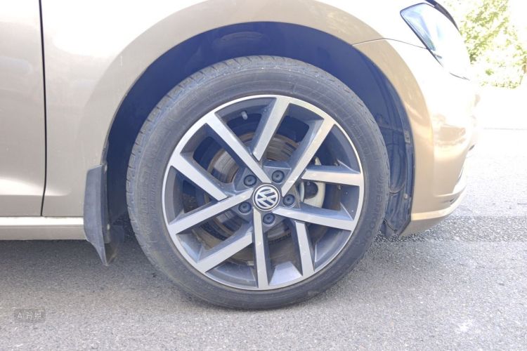 Volkswagen Golf 2019 #9 Volkswagen Golf 2019 car image #9