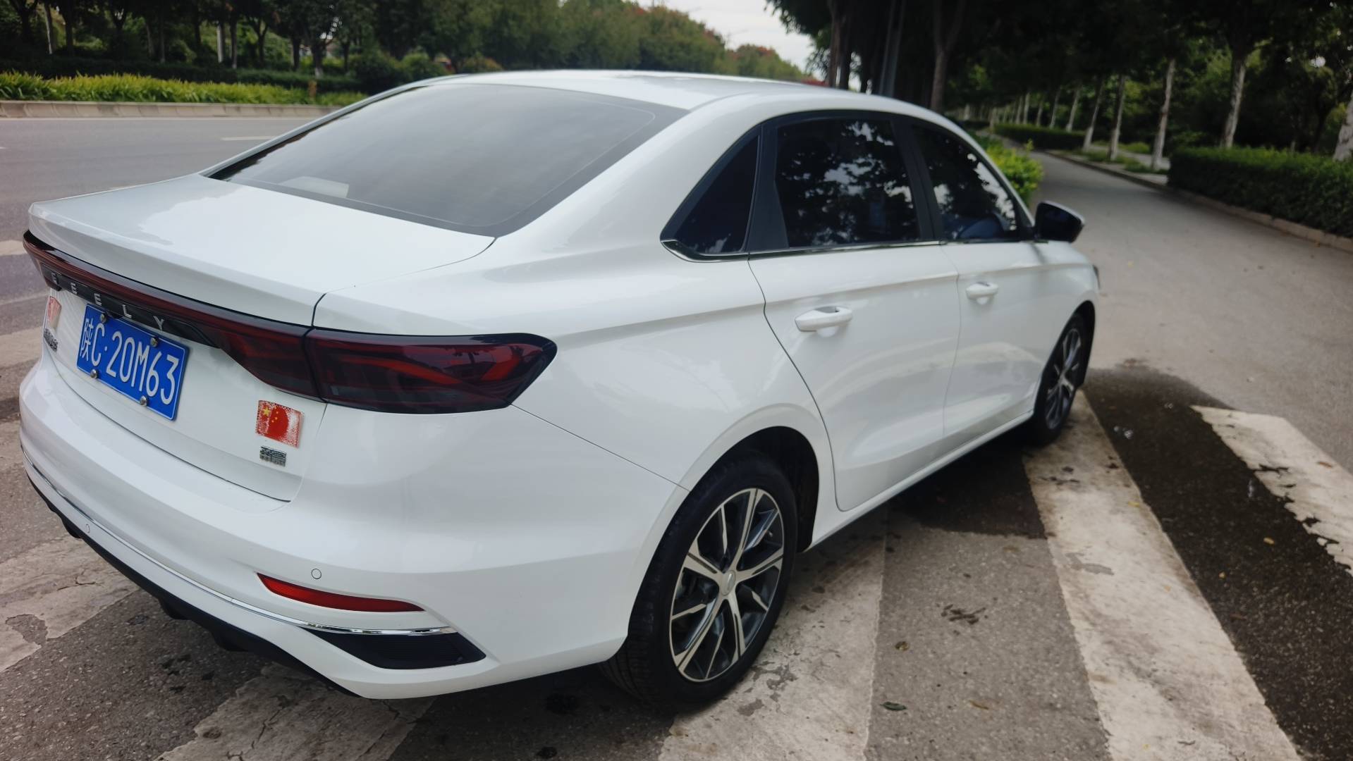 GEELY Emgrand 2023 #5 GEELY Emgrand 2023 car image #5