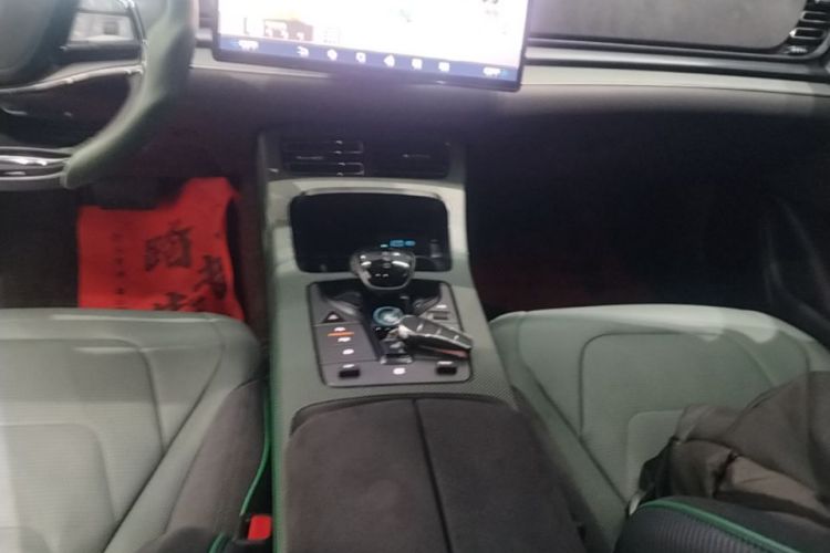 BYD Han 2023 immagine di auto #23