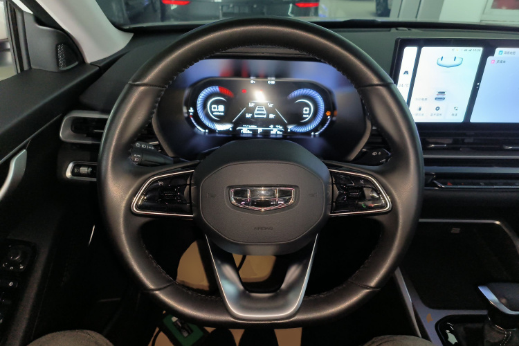 GEELY Emgrand 2024 car image #11