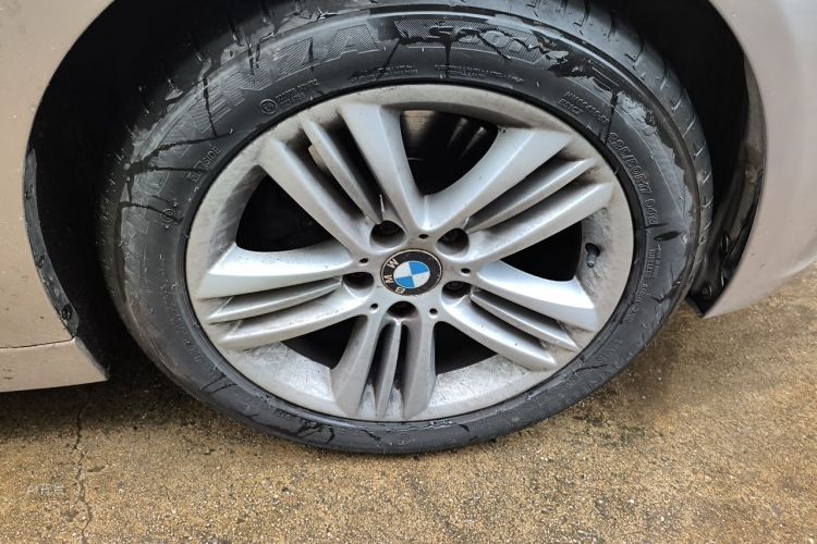 BMW 3 Series 2016 car image #9