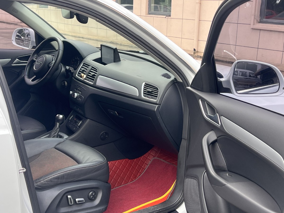 Audi Q3 2017 صورة سيارة #4