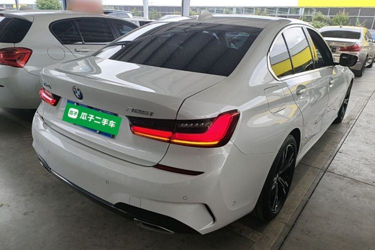 BMW 3 Series 2021 car image #7
