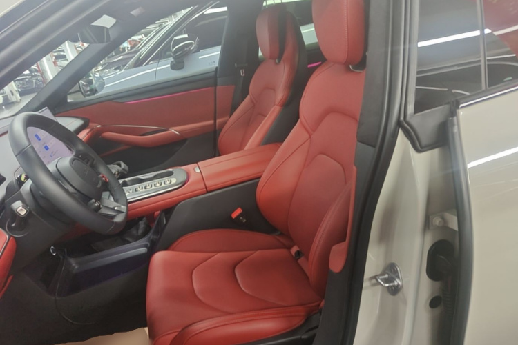 MI SU7 2024 car image #15