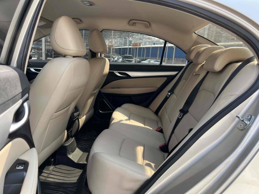 GEELY Emgrand 2018 #7 GEELY Emgrand 2018 immagine di auto #7