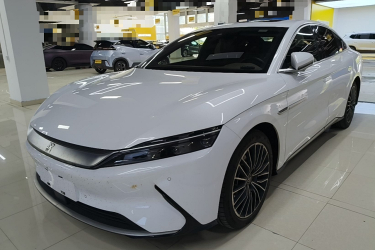BYD Han 2023 #2 BYD Han 2023 صورة سيارة #2
