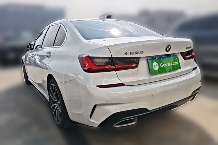 BMW 3 Series 2022 #5 BMW 3 Series 2022 car image #5
