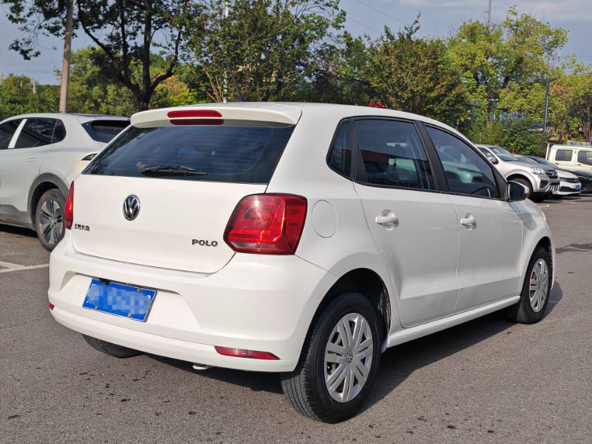 Volkswagen Polo 2017 car image #7