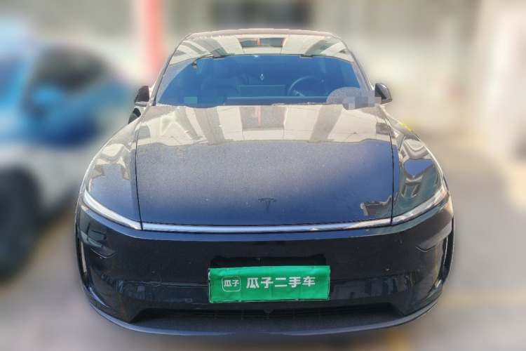 Tesla Model Y 2026 #3 Tesla Model Y 2026 image de voiture #3