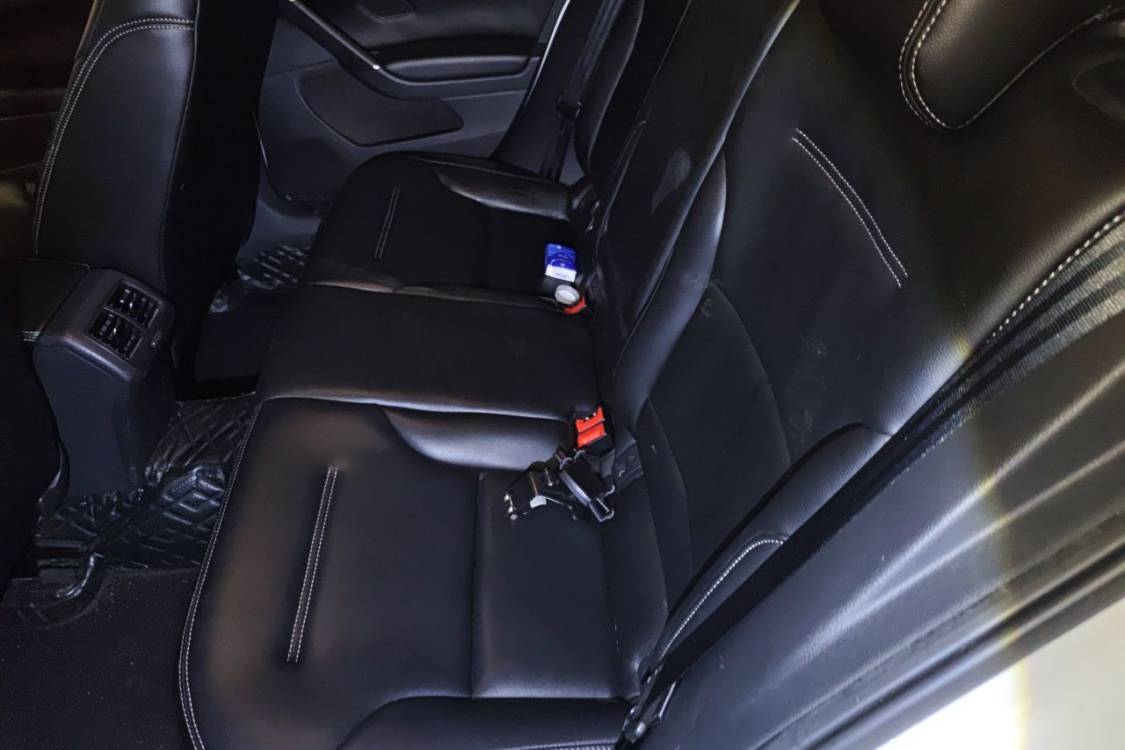 Volkswagen Golf 2017 car image #19