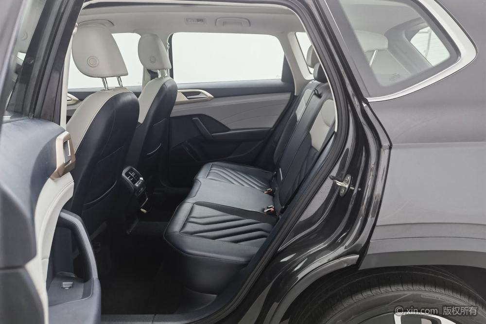 Volkswagen Tharu 2023 car image #19
