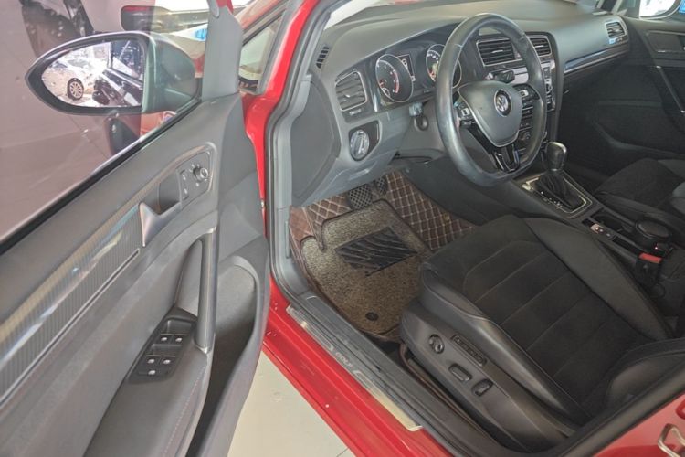 Volkswagen Golf 2018 image de voiture #12