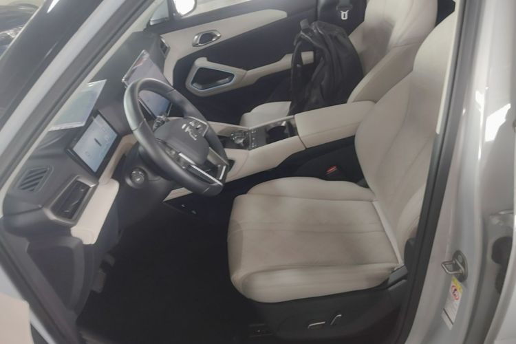 BYD YuanUP 2024 #15 BYD YuanUP 2024 car image #15