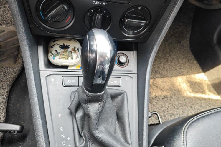 Volkswagen Lavida 2018 immagine di auto #16