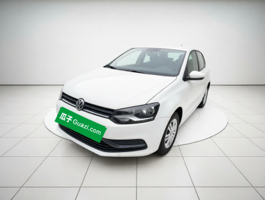 Volkswagen Polo 2015 car image 