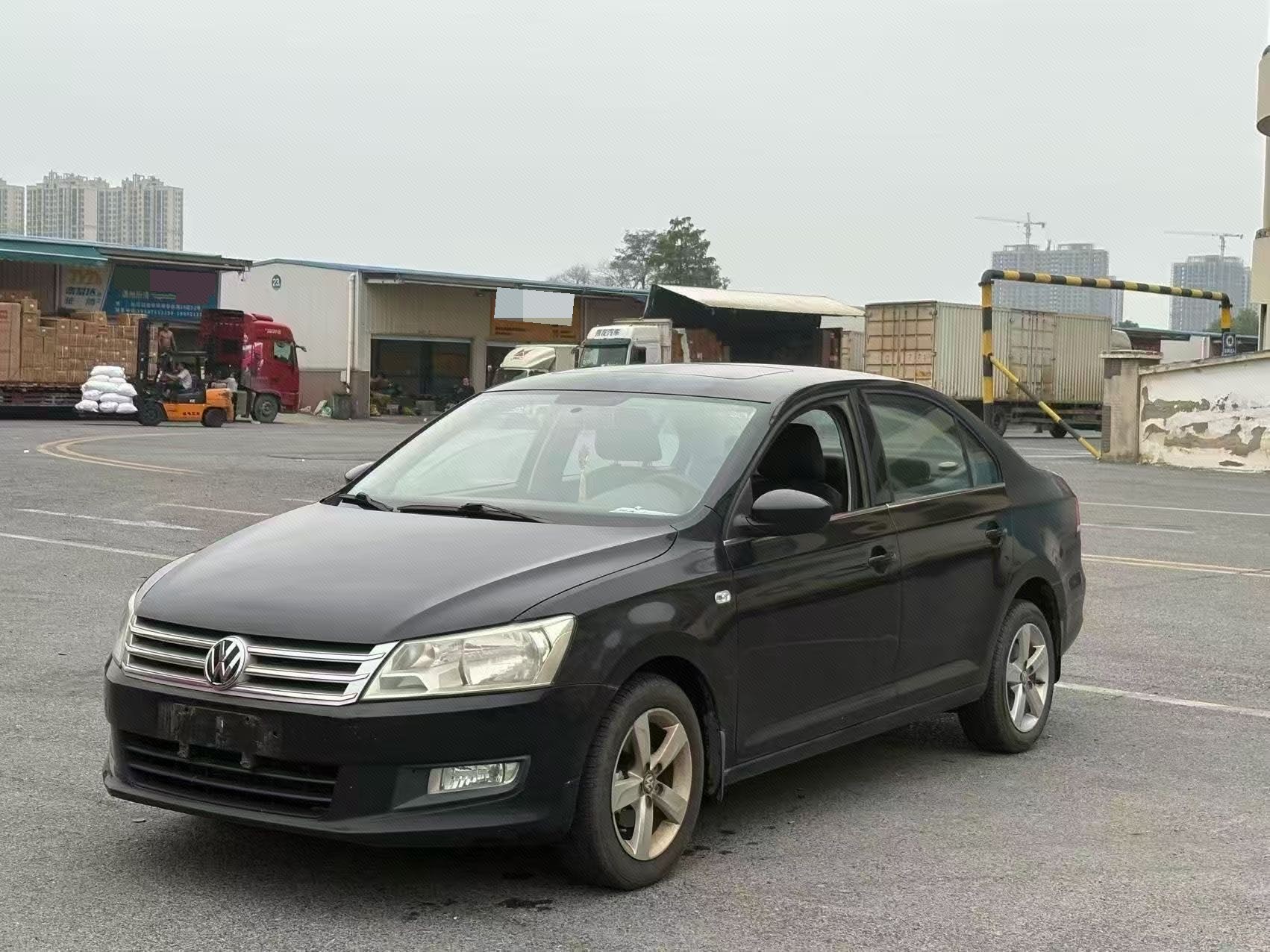 Volkswagen Santana 2013 Volkswagen Santana 2013 car image