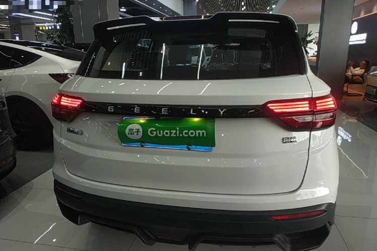 GEELY Coolray 2025 immagine di auto #6