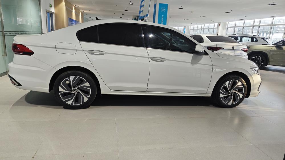 Volkswagen Bora 2025 #6 Volkswagen Bora 2025 изображение автомобиля #6