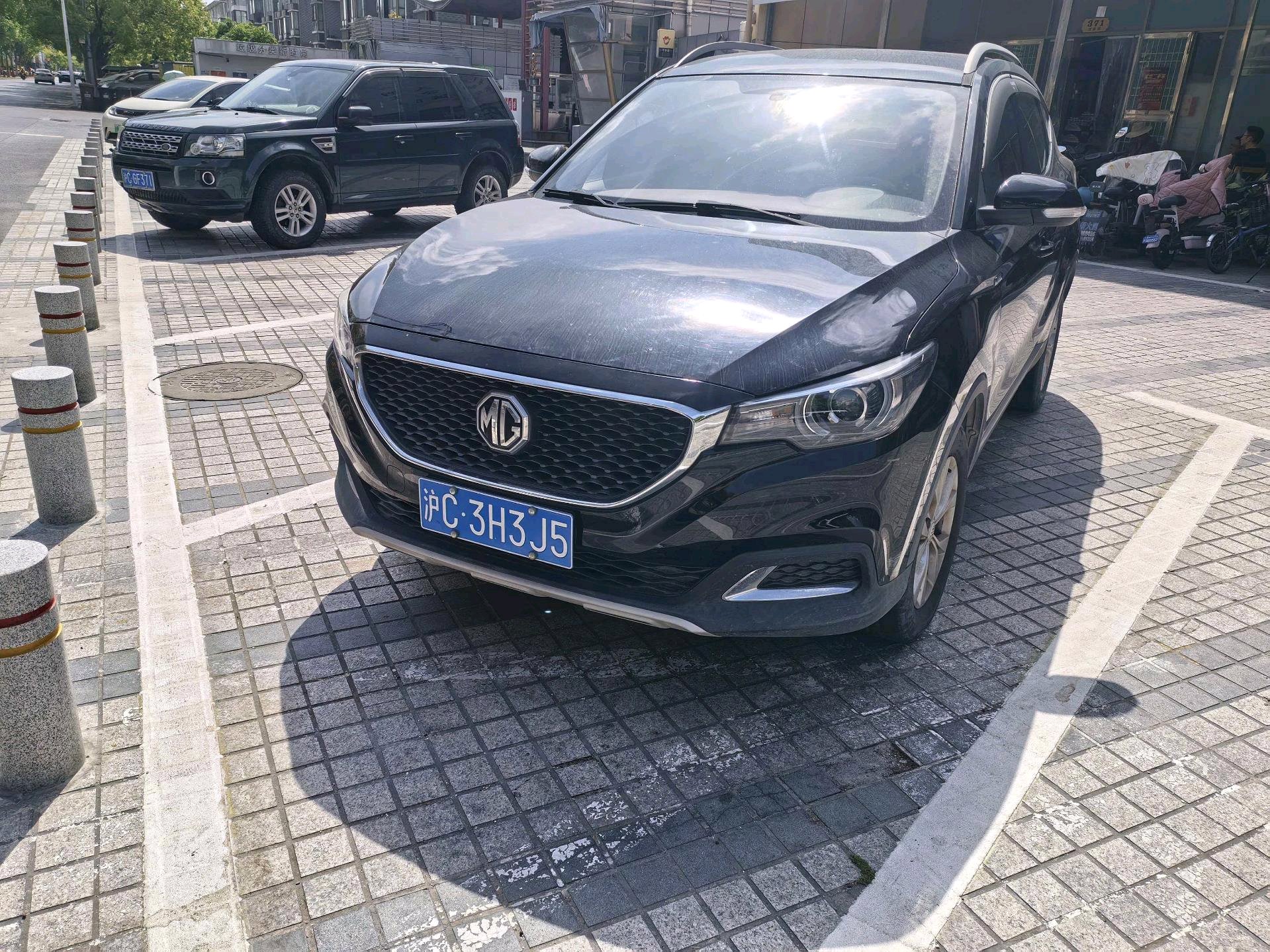 MG ZS 2017 MG ZS 2017 car image