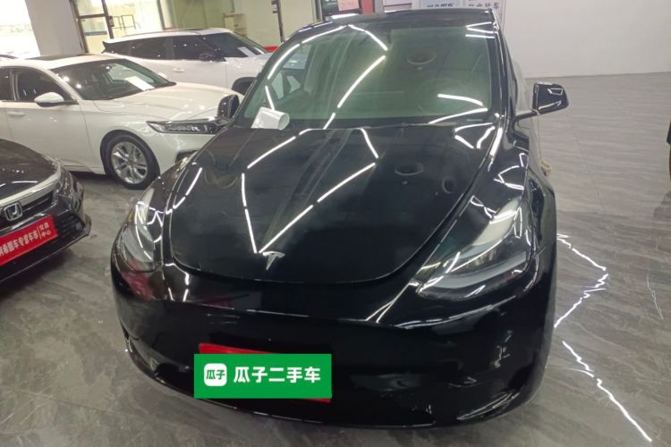 Tesla Model Y 2023 #3 Tesla Model Y 2023 car image #3