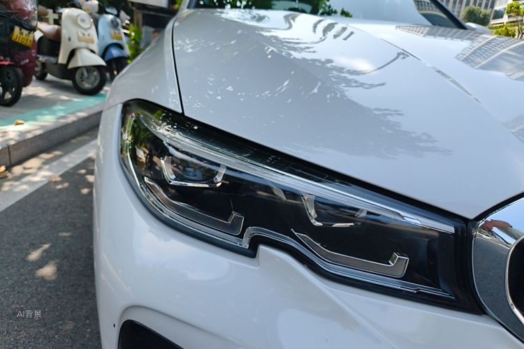 BMW 3 Series 2020 car image #8