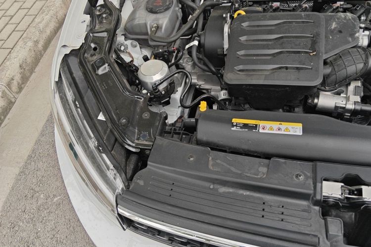 Volkswagen Lavida 2025 car image #24