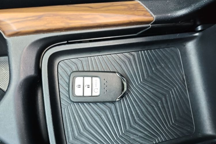 Honda CR-V 2020 #9 Honda CR-V 2020 car image #9