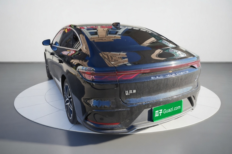 BYD Han 2025 car image #5