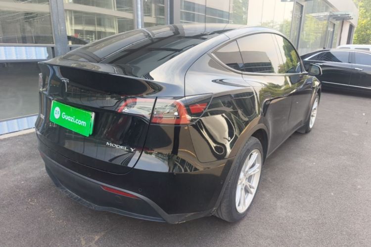 Tesla Model Y 2022 #7 Tesla Model Y 2022 immagine di auto #7