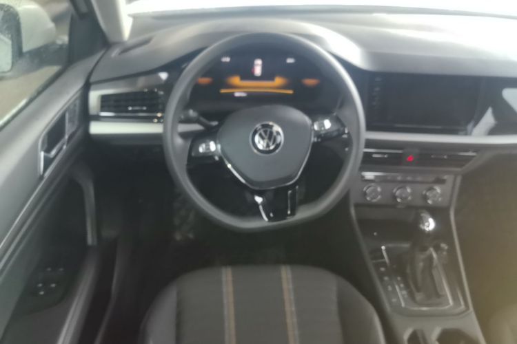 Volkswagen Lavida 2021 car image #12