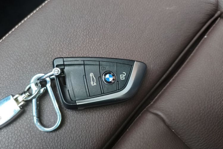 BMW X1 2019 car image #9