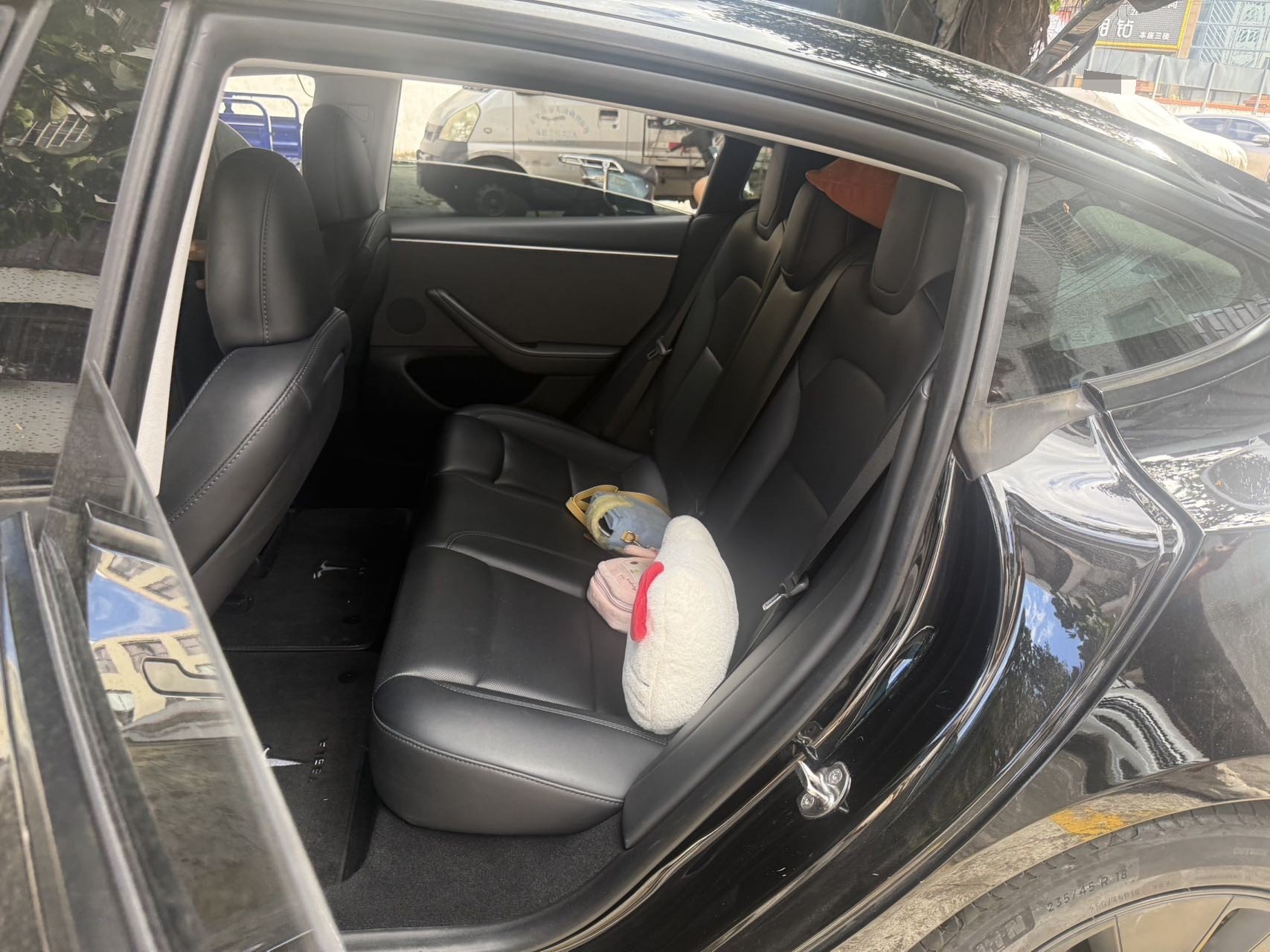 Tesla Model 3 2024 car image #5