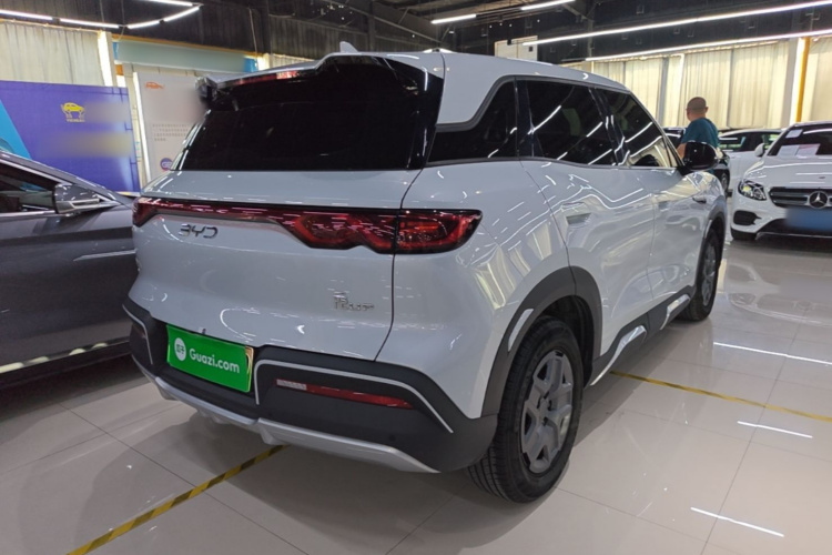 BYD YuanUP 2024 #7 BYD YuanUP 2024 car image #7
