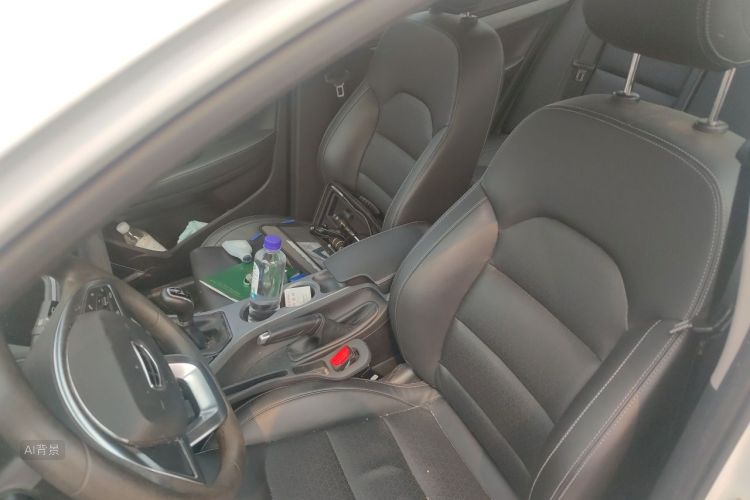 GEELY Emgrand 2021 car image #17