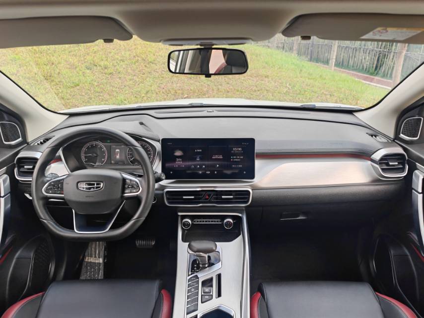 GEELY Coolray 2022 #4 GEELY Coolray 2022 car image #4