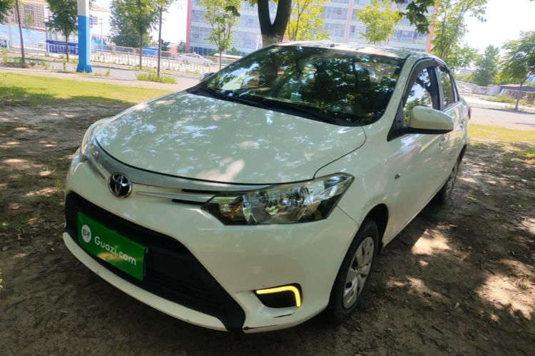 Toyota Vios 2015 car image #2