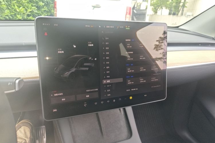 Tesla Model Y 2022 #13 Tesla Model Y 2022 car image #13