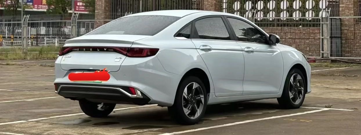 GEELY Emgrand L HiP 2024 #2 GEELY Emgrand L HiP 2024 immagine di auto #2