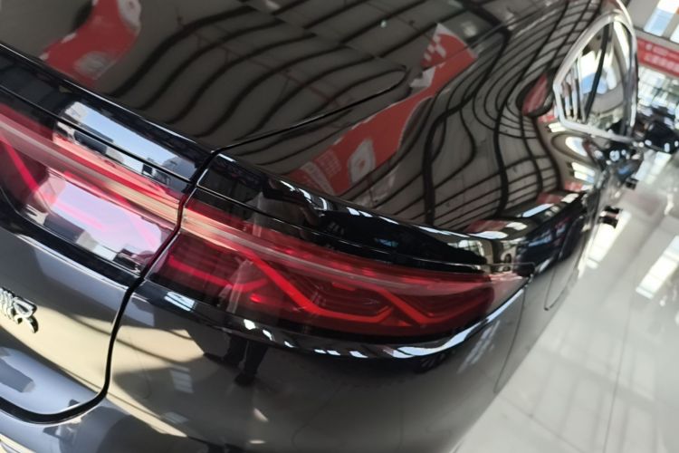 BYD Han 2024 car image #8