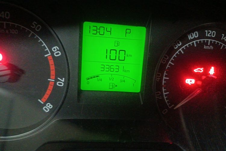 Skoda Rapid 2016 #10 Skoda Rapid 2016 car image #10