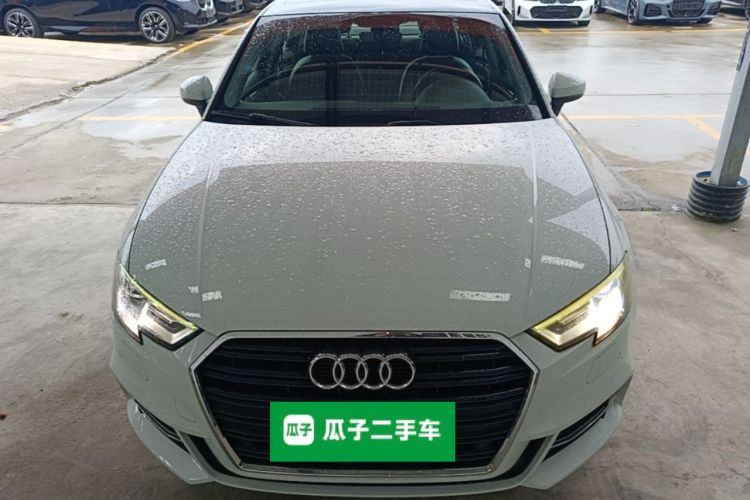 Audi A3 2018 car image #3