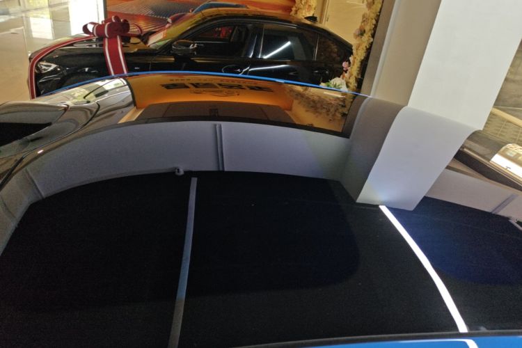 2026 #25 2026 immagine di auto #25