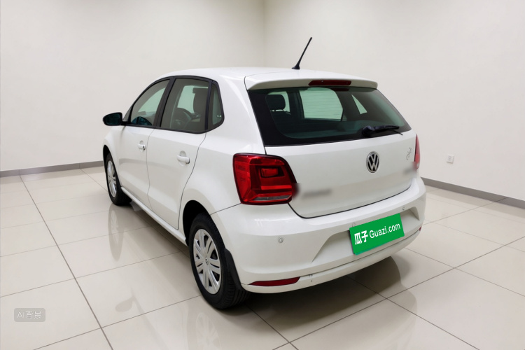 Volkswagen Polo 2016 car image #5